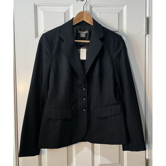 NWT Ann Taylor Black Pinstripe Blazer Classic Fit Lightweight Wool Blend Size 8 - Picture 1 of 6